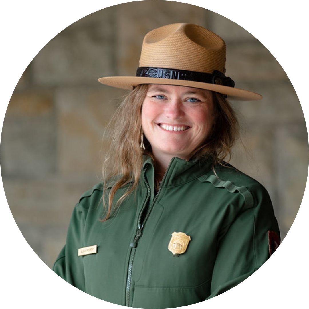 Alicia-Murphy-NPS-Historian-Yellowstone